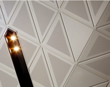 Aluminium triangulaire Agrafe-dans le plafond pour la décoration de mur de Convention Center